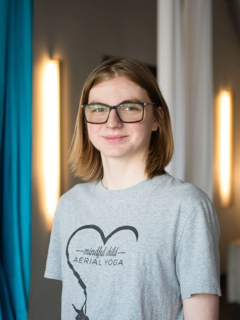 Carter Aerial Yoga Assistant