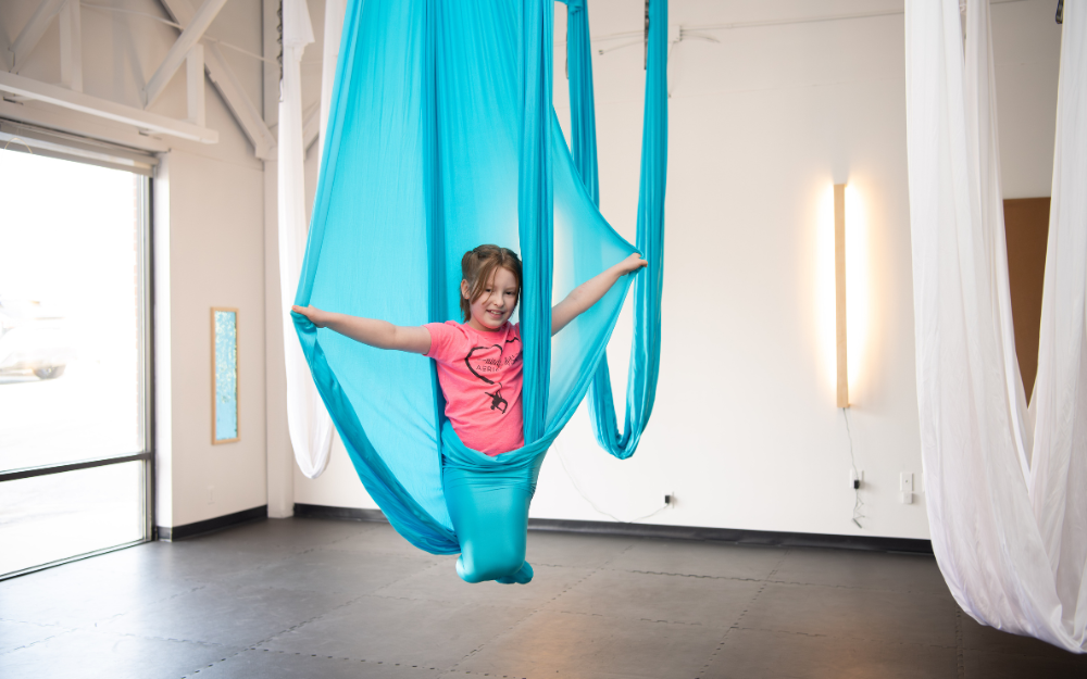 Kid's aerial yoga